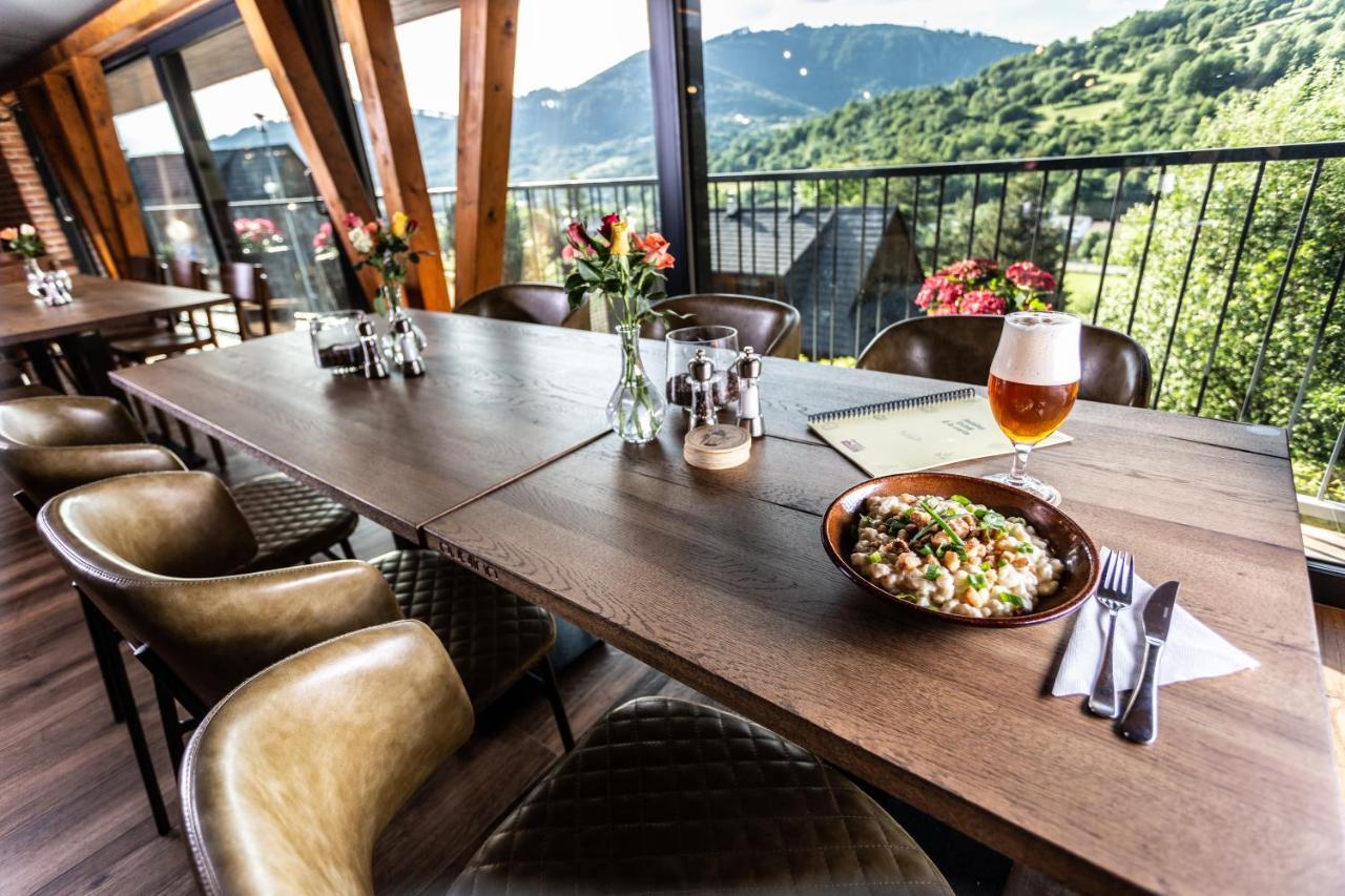 Resort Drevenice Terchová エクステリア 写真