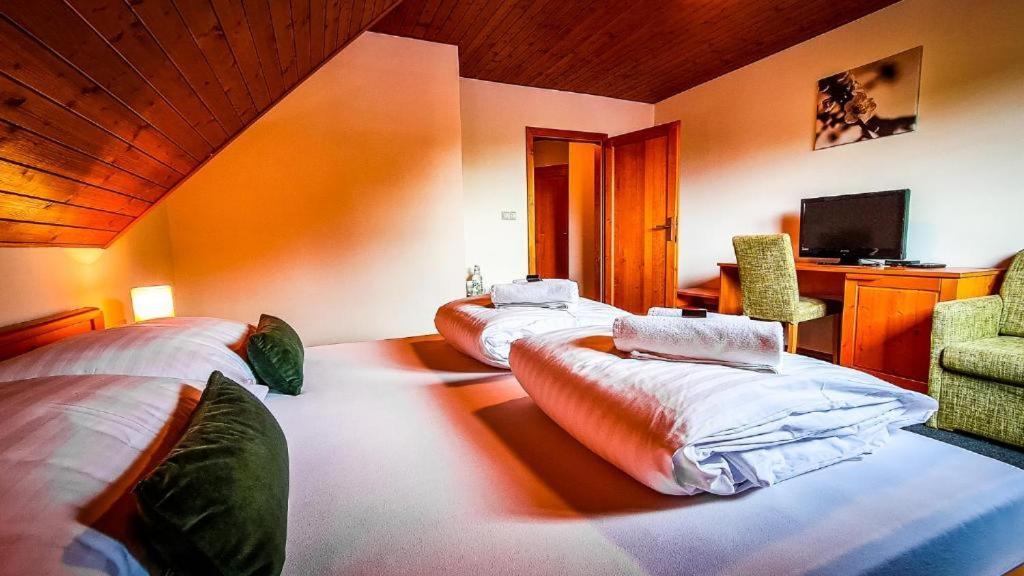 Resort Drevenice Terchová エクステリア 写真